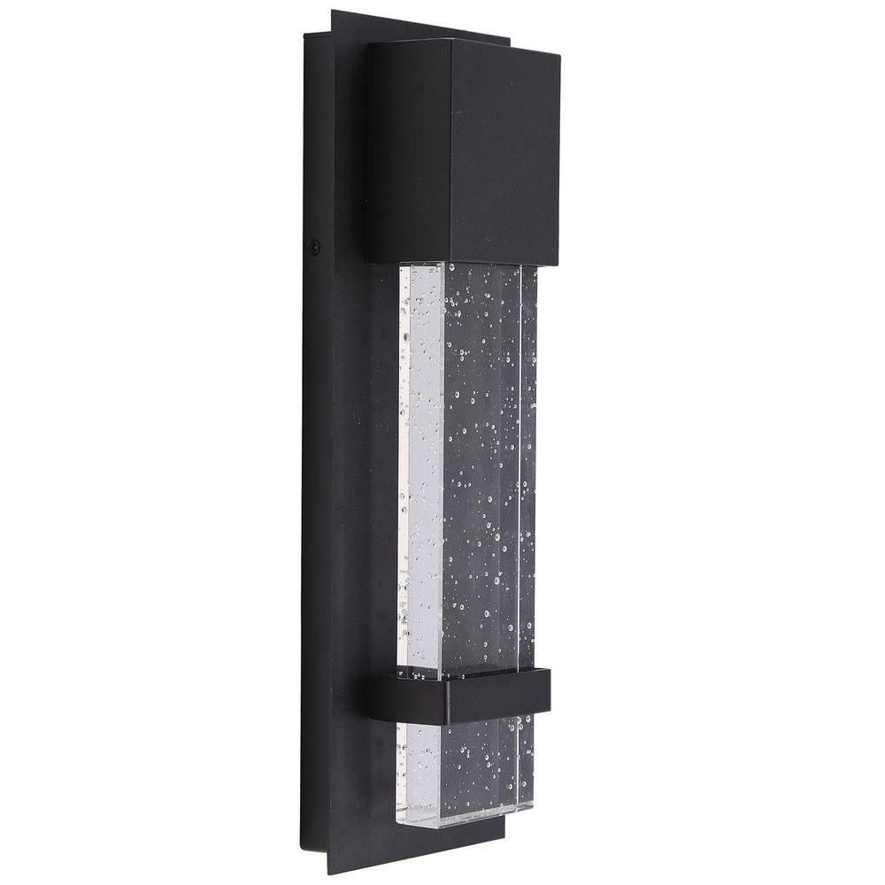 1 LT Integrated LED Outdoor Wall Light w/ Black Finish & Clear Seeded Glass